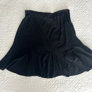 Black flippy skirt